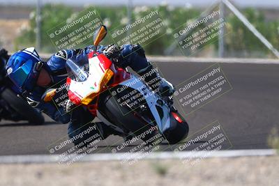 media/Sep-20-2025-TrackDaz (Sat) [[27f0cde673]]/B Group/220pm (Turn 9)/